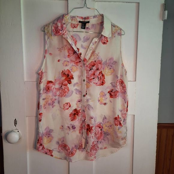 FOREVER 21 Floral Sleeveless Button Down Top MEDIUM - Picture 1 of 4
